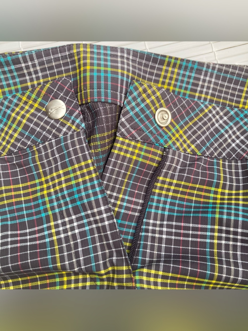 NEW Slazenger Plaid Hydro-Dri Performance Golf Shorts, Sz 6, Nine Iron Gray - Picture 4 of 14